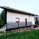 Sweet Hideout * Filovci